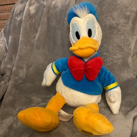 Donald Duck Plush - Medium 17” - Picture 2 of 3
